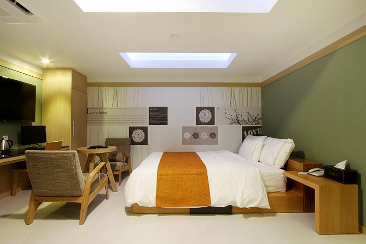 Suwon Orsay Business Hotel Rum bild