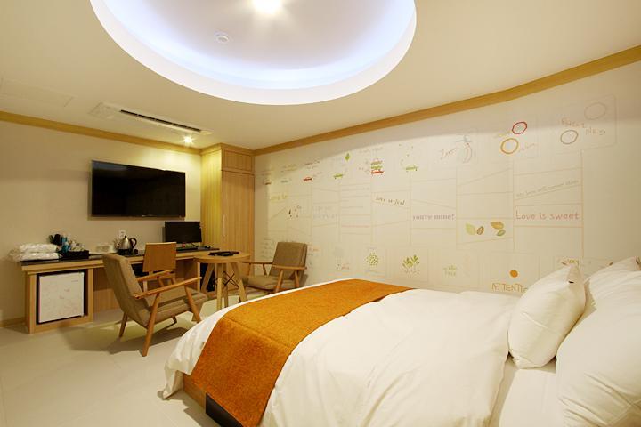 Suwon Orsay Business Hotel Exteriör bild