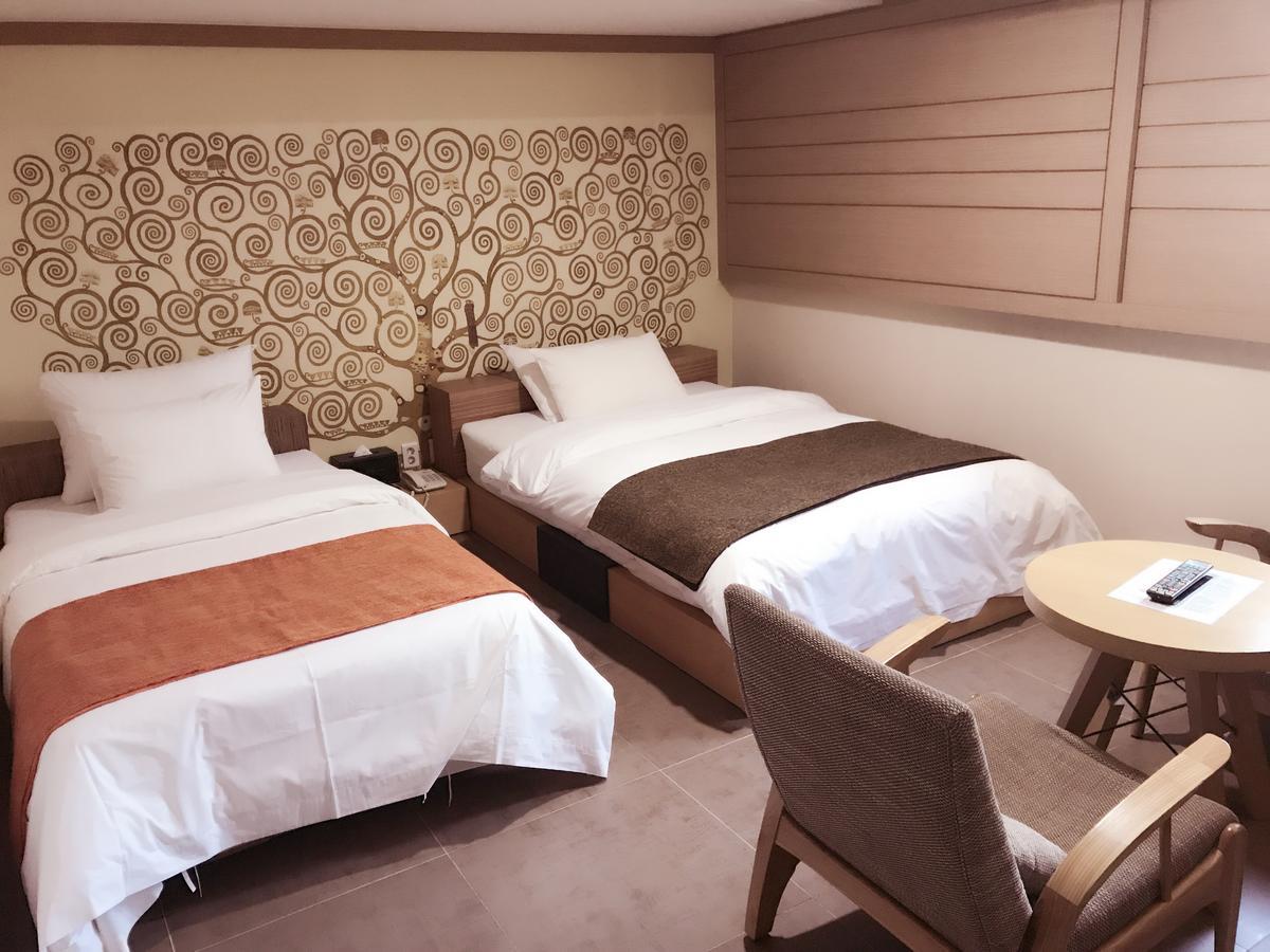Suwon Orsay Business Hotel Exteriör bild